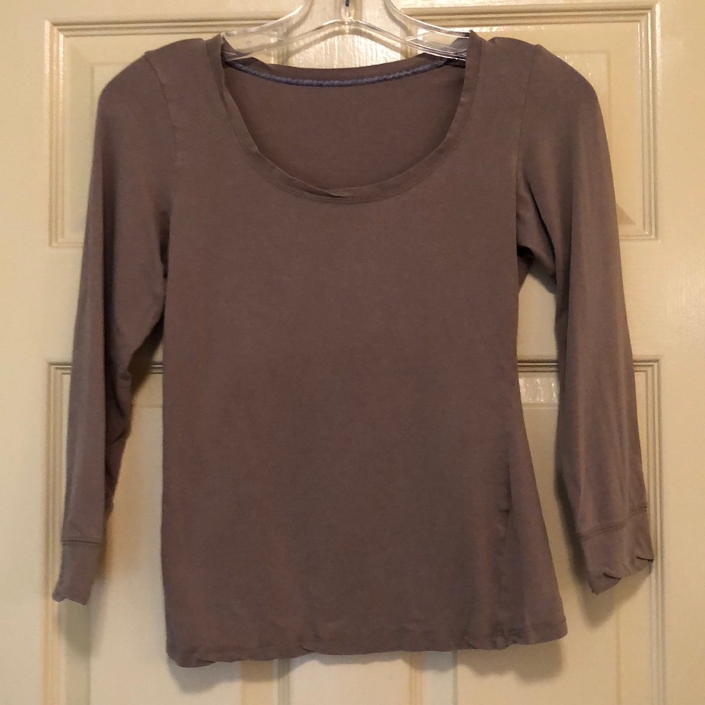 Light brown 3/4 sleeve T-shirt